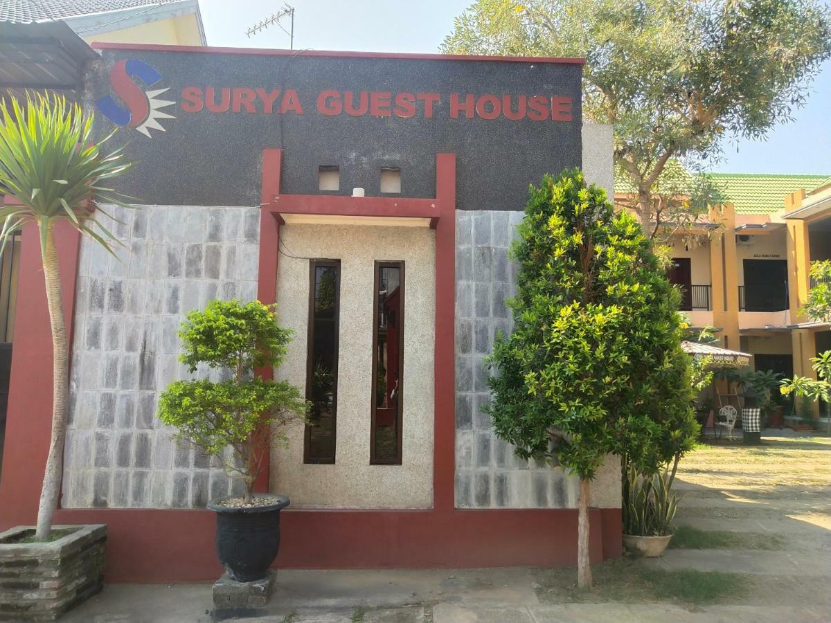 Surya Guest House Probolinggo Dış mekan fotoğraf
