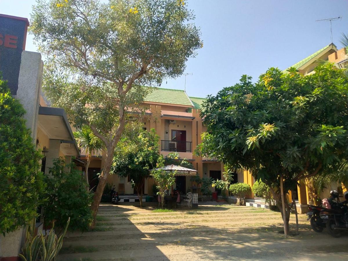Surya Guest House Probolinggo Dış mekan fotoğraf